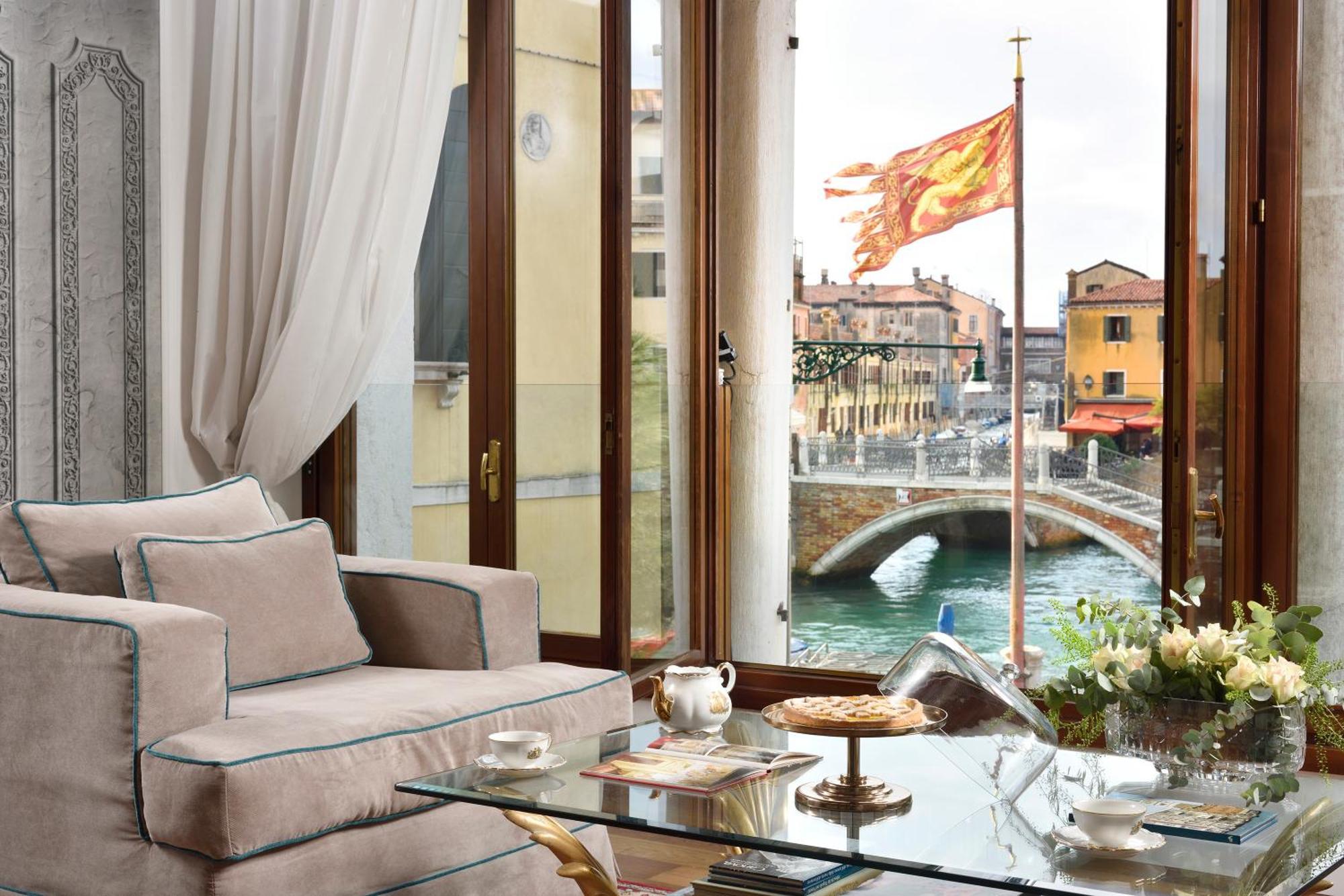 Swan Dolcevita Prestige Stay - Canal View & Exclusive Experience ヴェネツィア エクステリア 写真